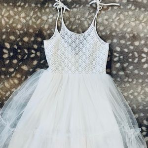 Stunning dress Size 1 but fit my 2yr old.